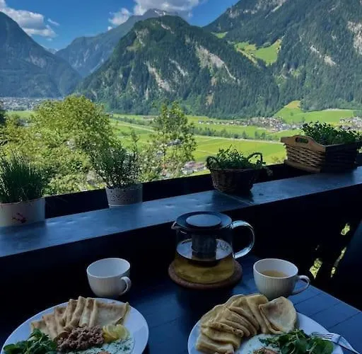 Alpine With Exceptional View Apartament *